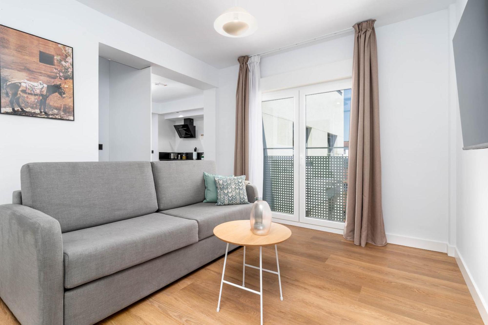 Limehome Oviedo Calle Postigo Bajo Exterior photo